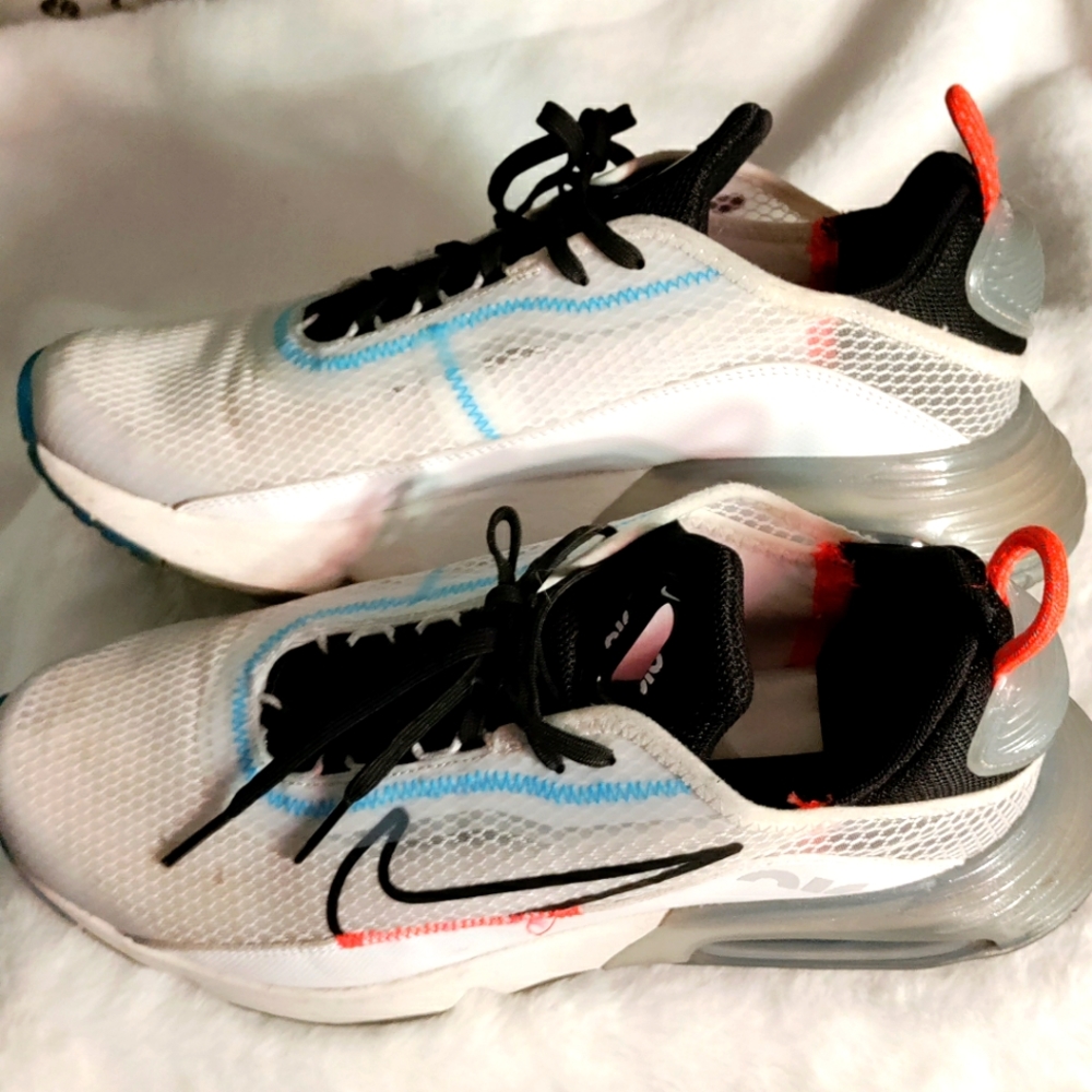 Nike 2090, Size 7Y (Women's 8.5), Used, good condition